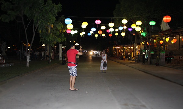 cho dem hoi an