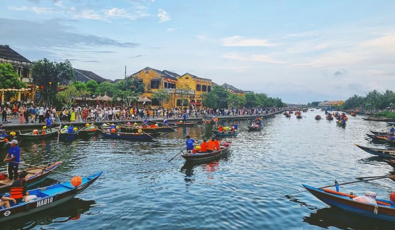 Sông Thu Bồan nên thơ ở Hội An